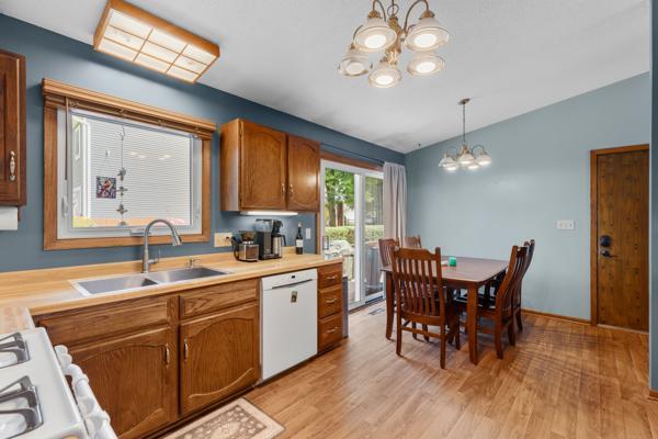 507 3rd St NE, Kasson, MN 55944