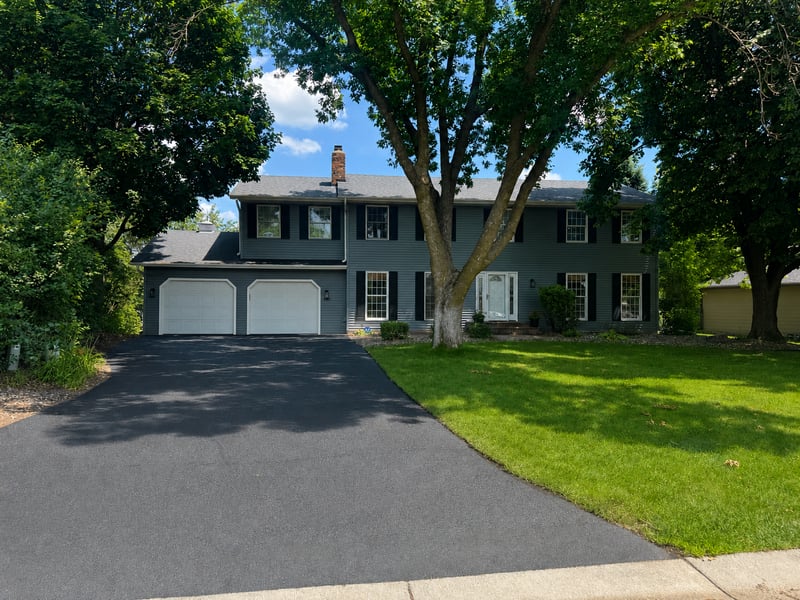 2440 Sunrise Dr, Little Canada, MN 55117