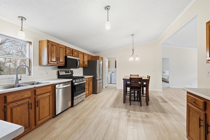 720 Central Ave S, New Prague, MN 56071