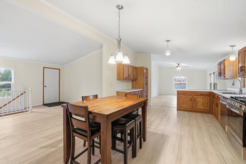 720 Central Ave S, New Prague, MN 56071