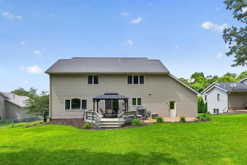 703 James St NE, Chatfield, MN 55923