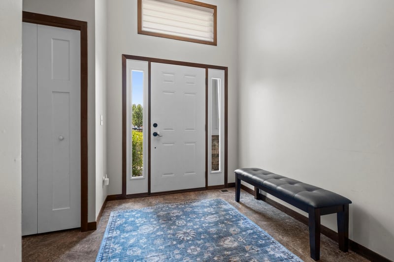 17709 Tyler St NW, Elk River, MN 55330