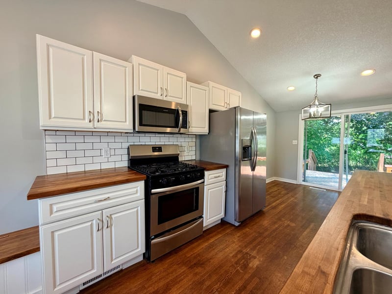 6716 Cedar Lake Rd S, Saint Louis Park, MN 55426