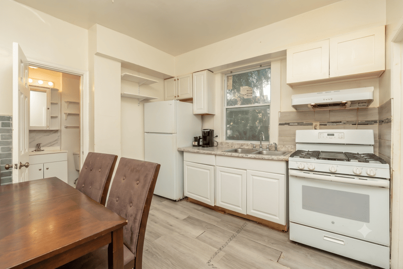 2115 5th St NE, Minneapolis, MN 55418