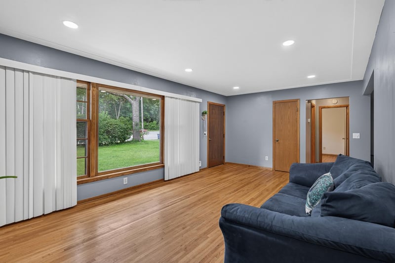 6911 E River Rd NE, Fridley, MN 55432