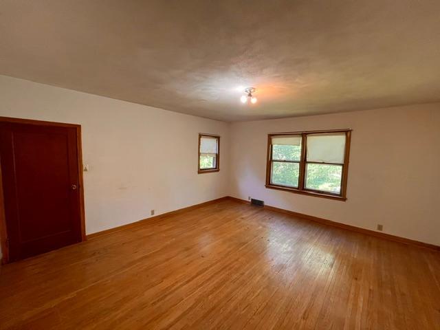 315 E Kentucky St, Saint Croix Falls, WI 54024