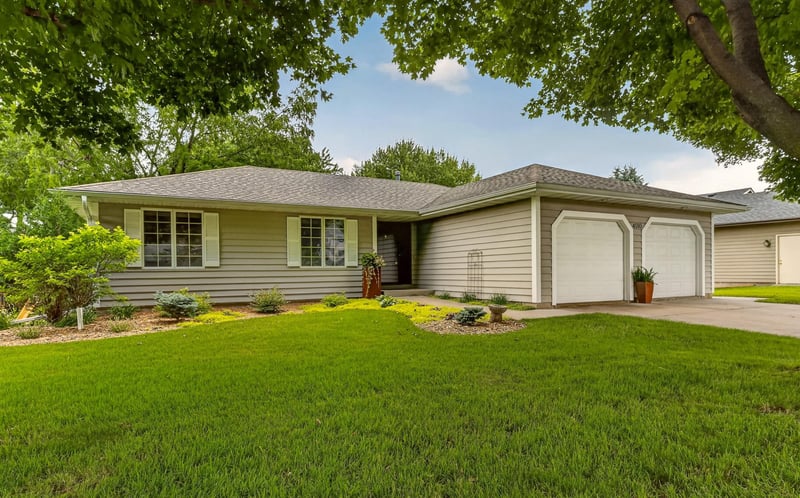 4510 Lincoln Ln NW, Rochester, MN 55901