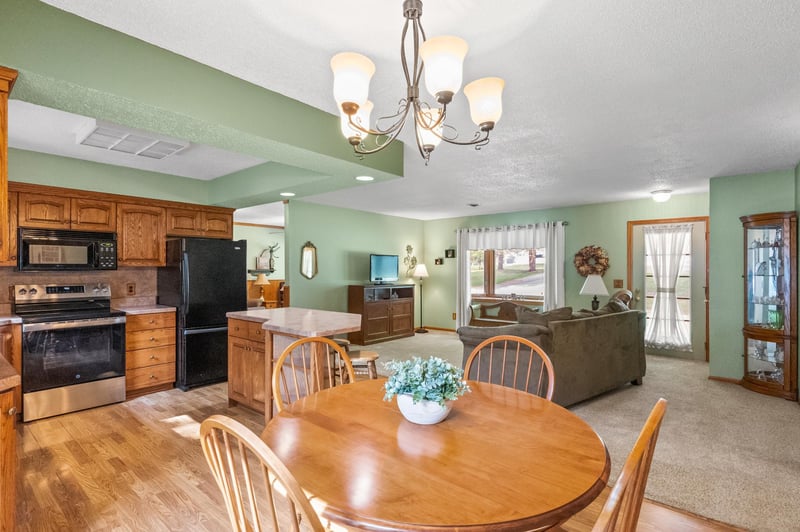 3509 W Lake Jessie Dr SE, Alexandria, MN 56308