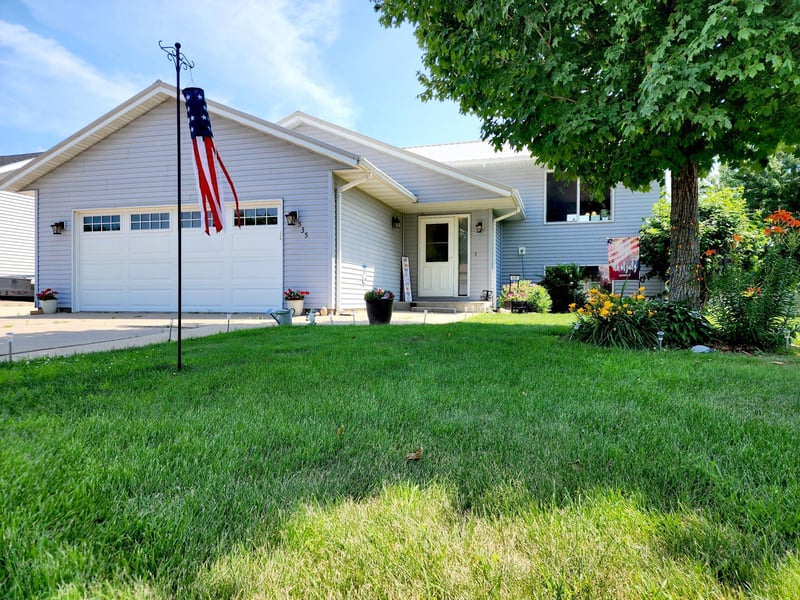 535 Morningside Ave, Paynesville, MN 56362