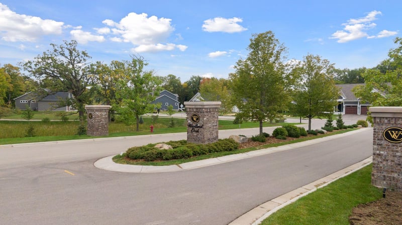 104 Forest Ct, Waconia, MN 55387