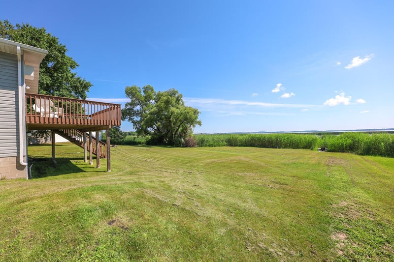 1097 Trisco Cove Dr SE, Osakis, MN 56360