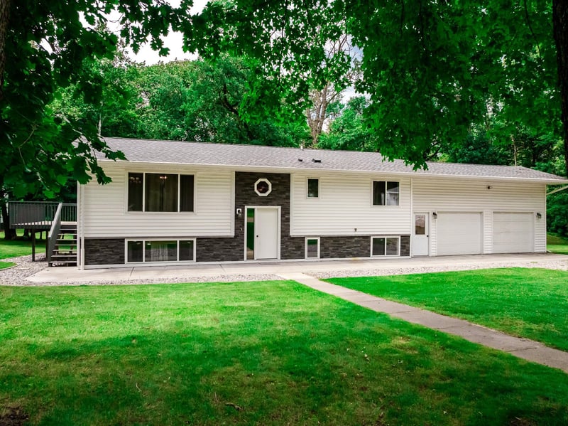 1498 Cable Rd, Swanville, MN 56382
