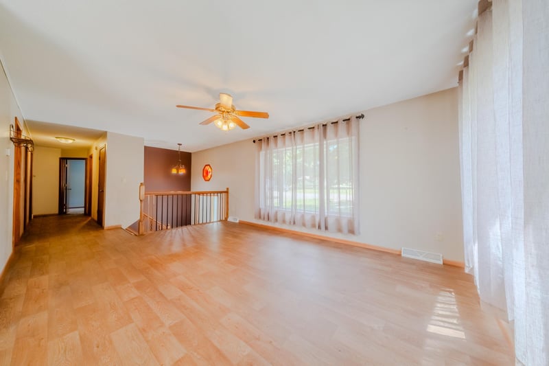 1498 Cable Rd, Swanville, MN 56382