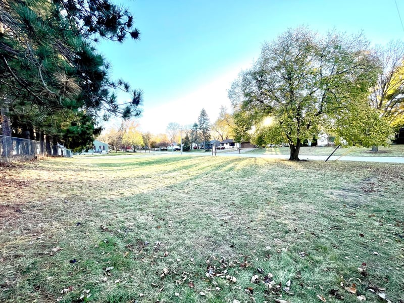 3970 Lakewood Ave, White Bear Twp, MN 55110