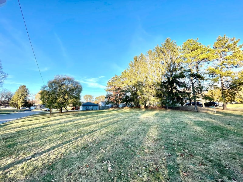 3970 Lakewood Ave, White Bear Twp, MN 55110