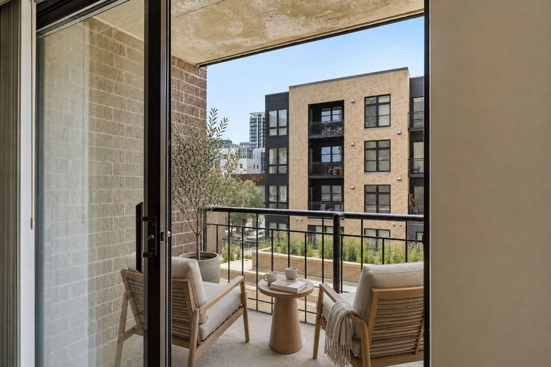 401 1st St S #203, Minneapolis, MN 55401