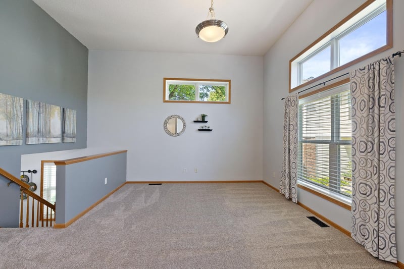 2770 Century Cir, Chanhassen, MN 55317