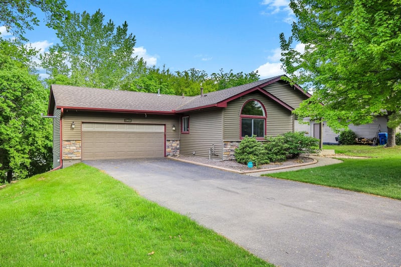 19052 Carson St NW, Elk River, MN 55330