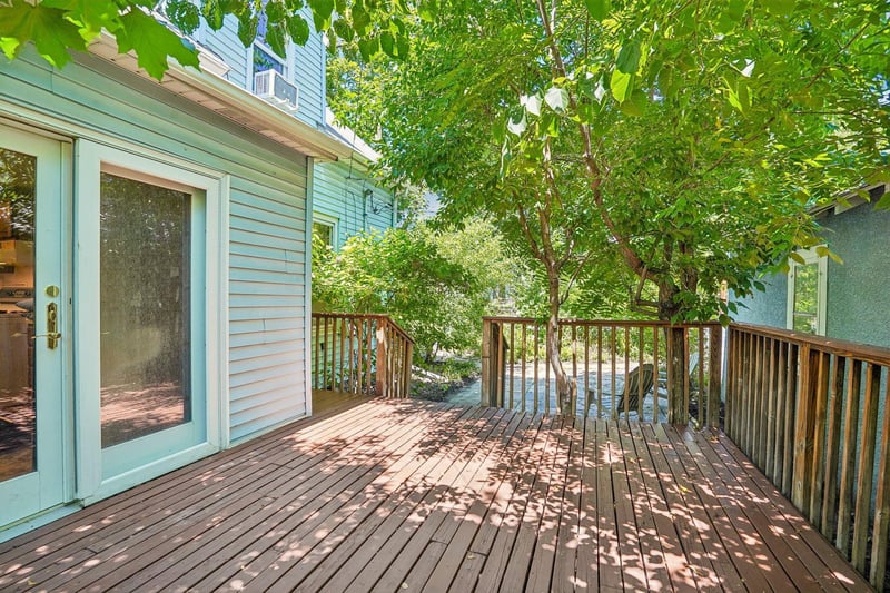 550 Saint Clair Ave, Saint Paul, MN 55102
