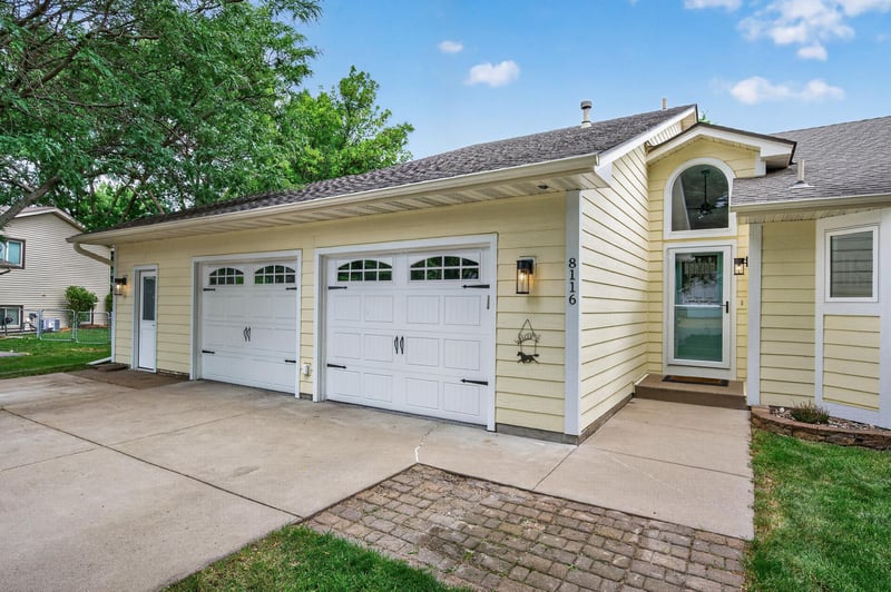 8116 122nd Ln N, Champlin, MN 55316