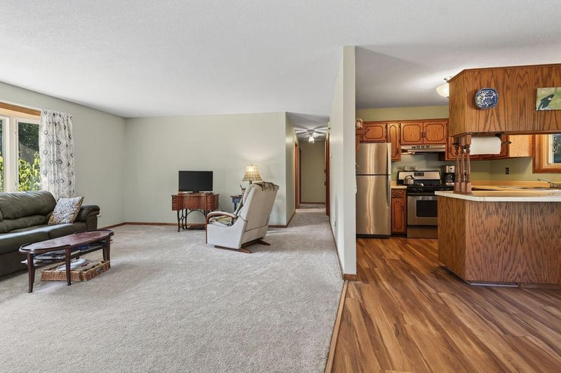14121 Rosewood Ln N, Dayton, MN 55327
