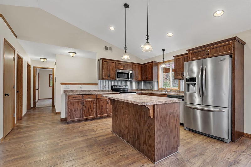 3135 Quarry Rd NE, Sauk Rapids, MN 56379