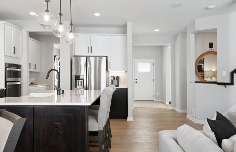15060 Amber Fields Blvd, Rosemount, MN 55068
