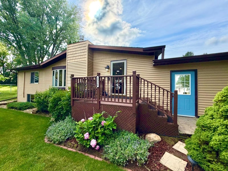 2326 Hallquist Ave, Red Wing, MN 55066