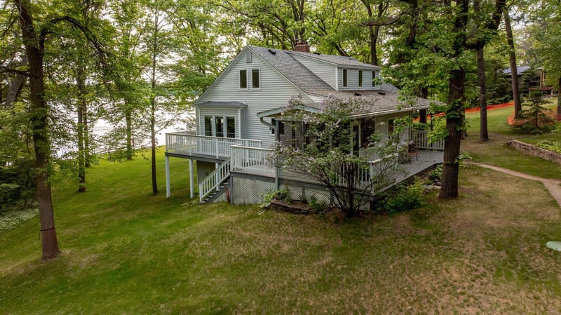 15307 Pine Shores Rd, Brainerd, MN 56401