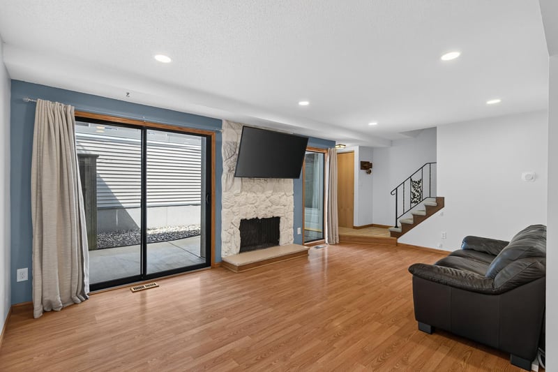 1272 Trailwood S, Hopkins, MN 55343