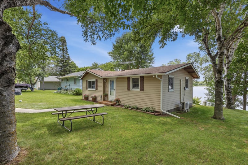 13557 Rossman Erickson Rd, Lake Park, MN 56554