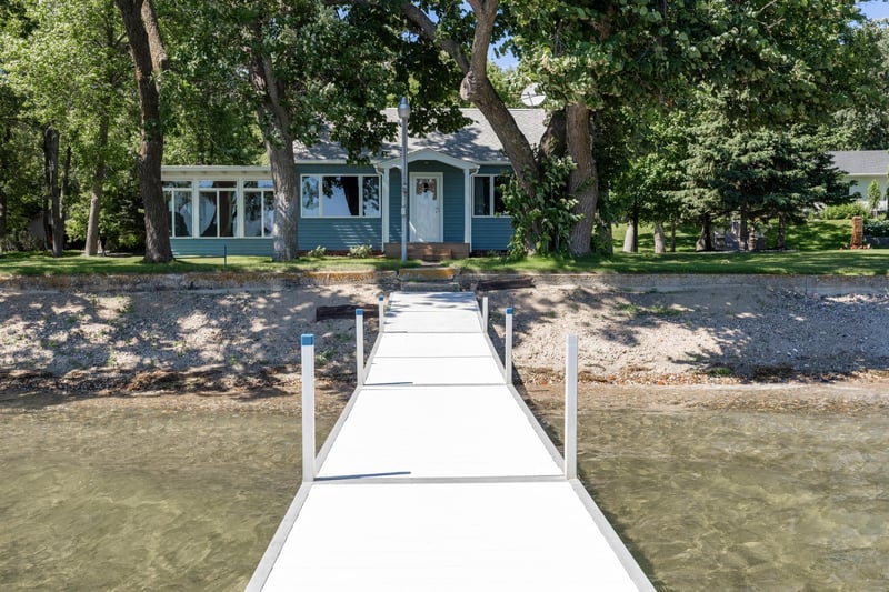 22558 Senns Beach Dr, Detroit Lakes, MN 56501