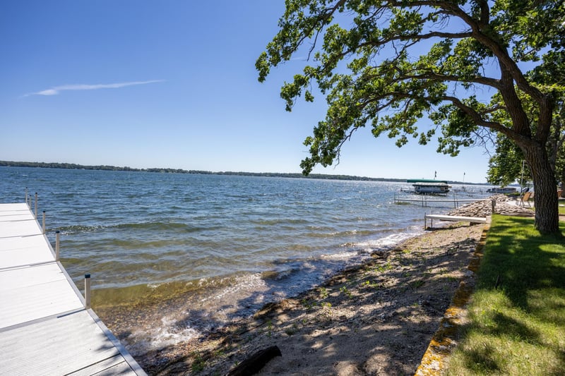 22558 Senns Beach Dr, Detroit Lakes, MN 56501