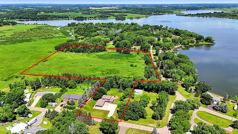 37785 Sunnyfield Cir, Avon, MN 56310