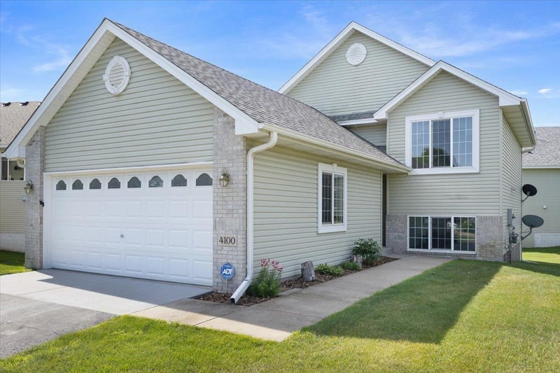 4100 232nd Ave NW, Saint Francis, MN 55070