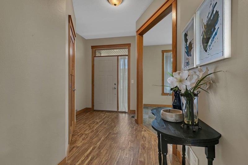 6813 Northwood Ln, Saint Cloud, MN 56303