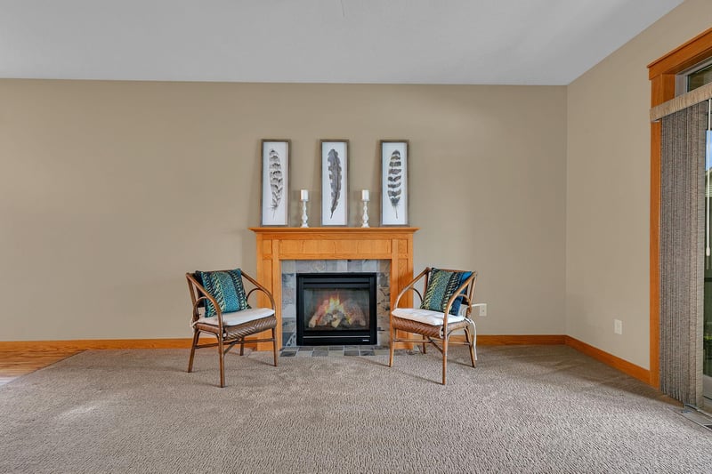 6813 Northwood Ln, Saint Cloud, MN 56303