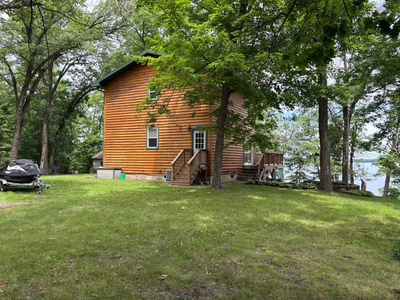 24188 Vacation Ln, Rochert, MN 56578