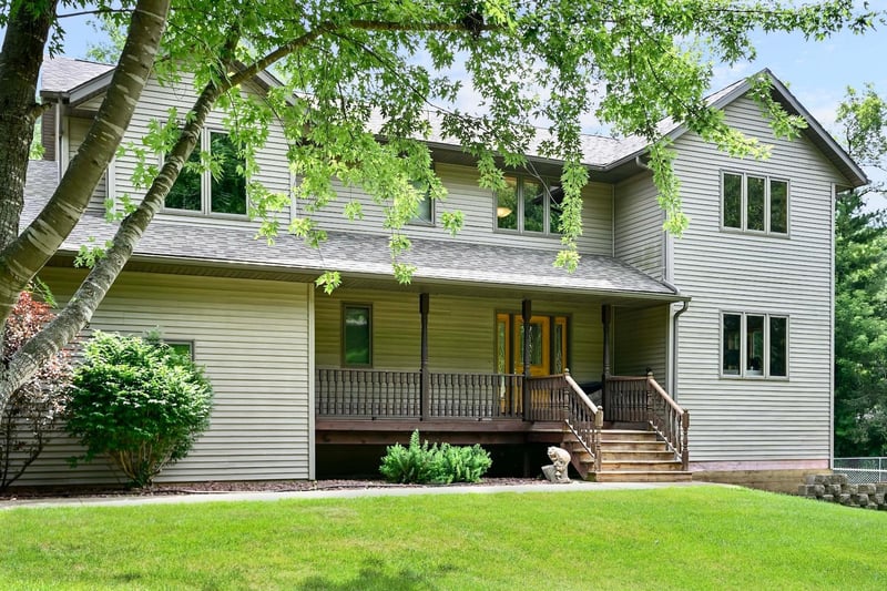 26238 County Road 17, Winona, MN 55987