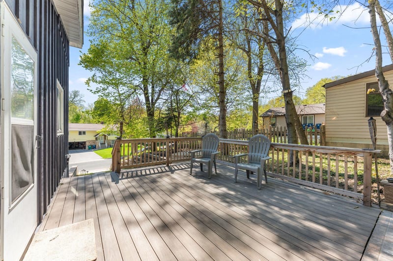 4442 Dorchester Rd, Mound, MN 55364