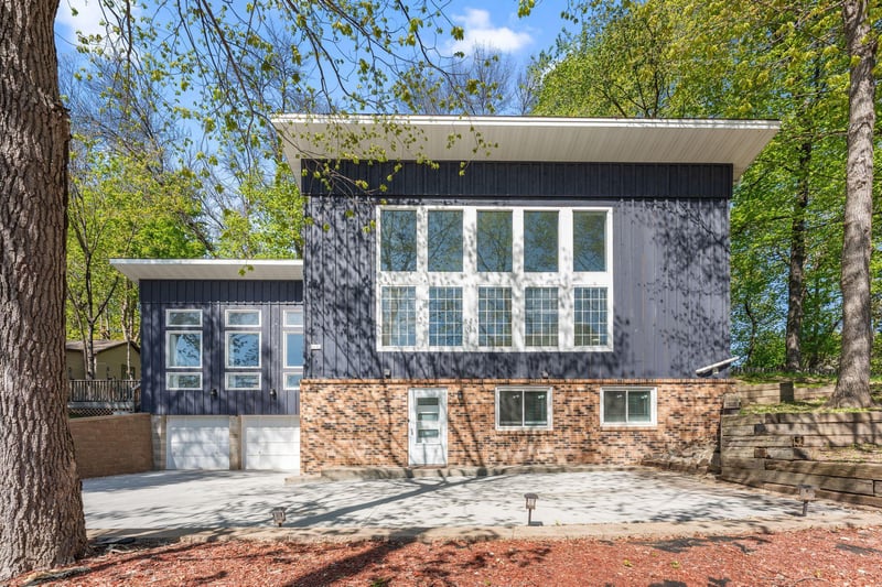 4442 Dorchester Rd, Mound, MN 55364