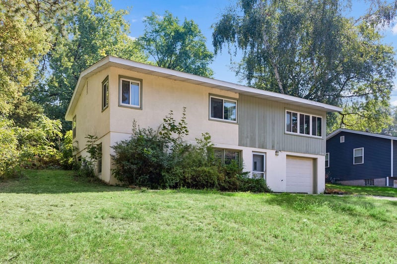 4194 Bellaire Ave, White Bear Twp, MN 55110
