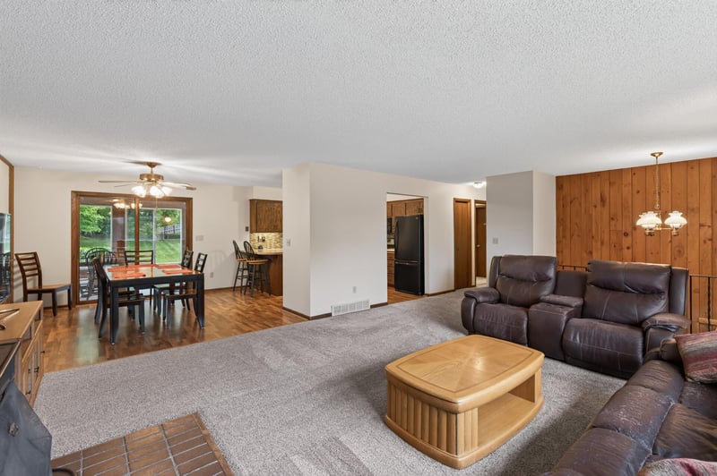 17918 Weaver Lake Dr, Maple Grove, MN 55311