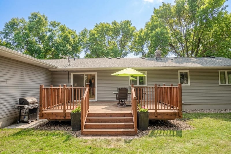 10094 SW 120 Ave, Raymond, MN 56282