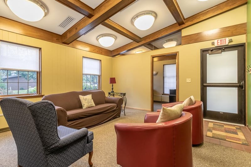 75 Teton Ln, Mankato, MN 56001