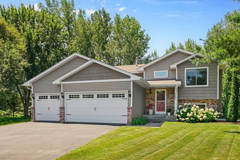 7281 Terra Ct, Lino Lakes, MN 55014
