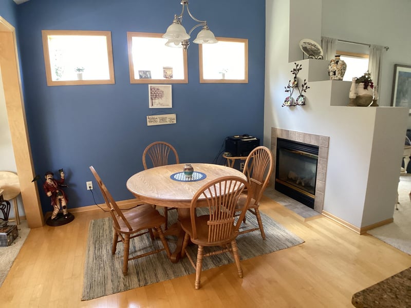 3827 Meadowview Way, Saint Bonifacius, MN 55375