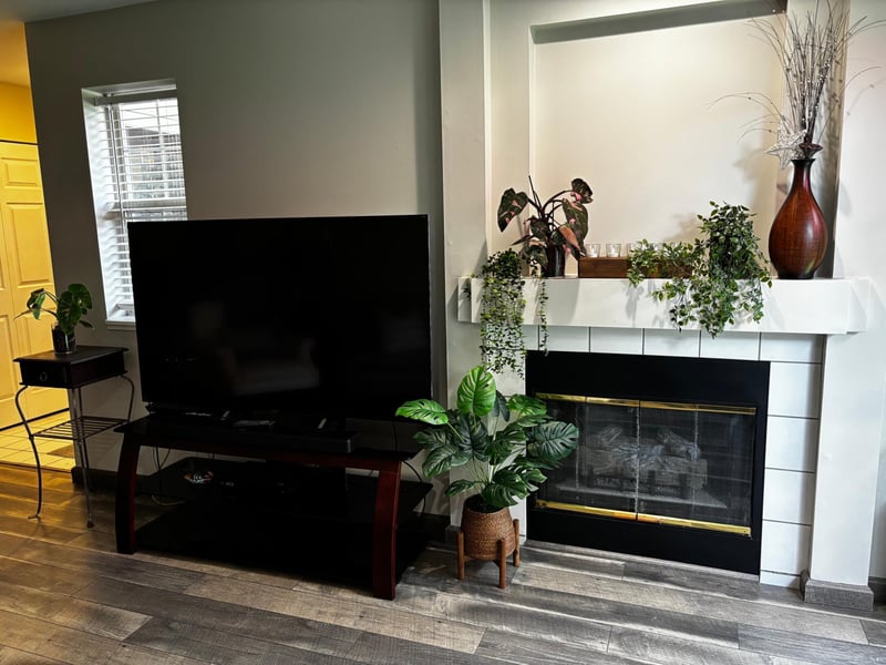 2185 Shenandoah Ct #B, Plymouth, MN 55447