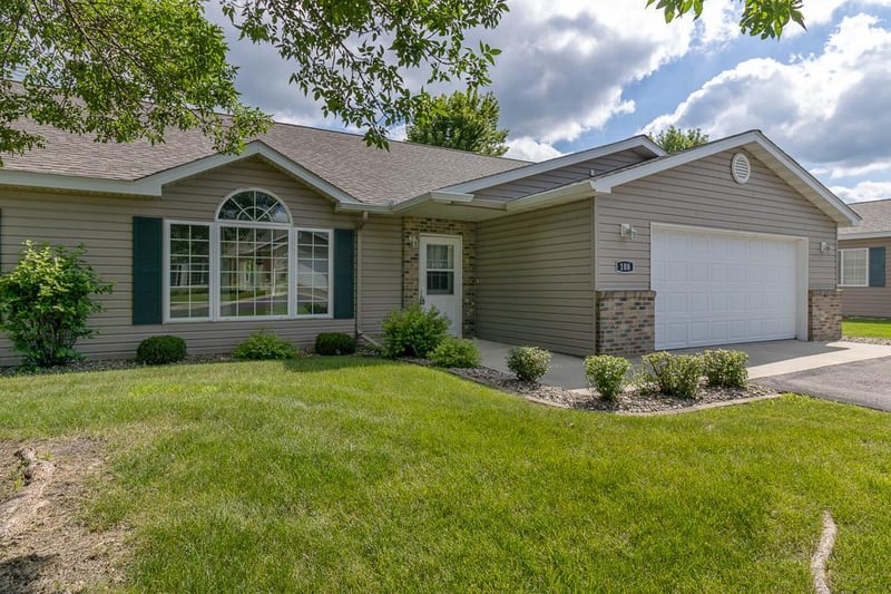 108 Gull Pa, Mankato, MN 56001