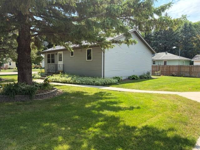 600 E Elm Ave, Olivia, MN 56277